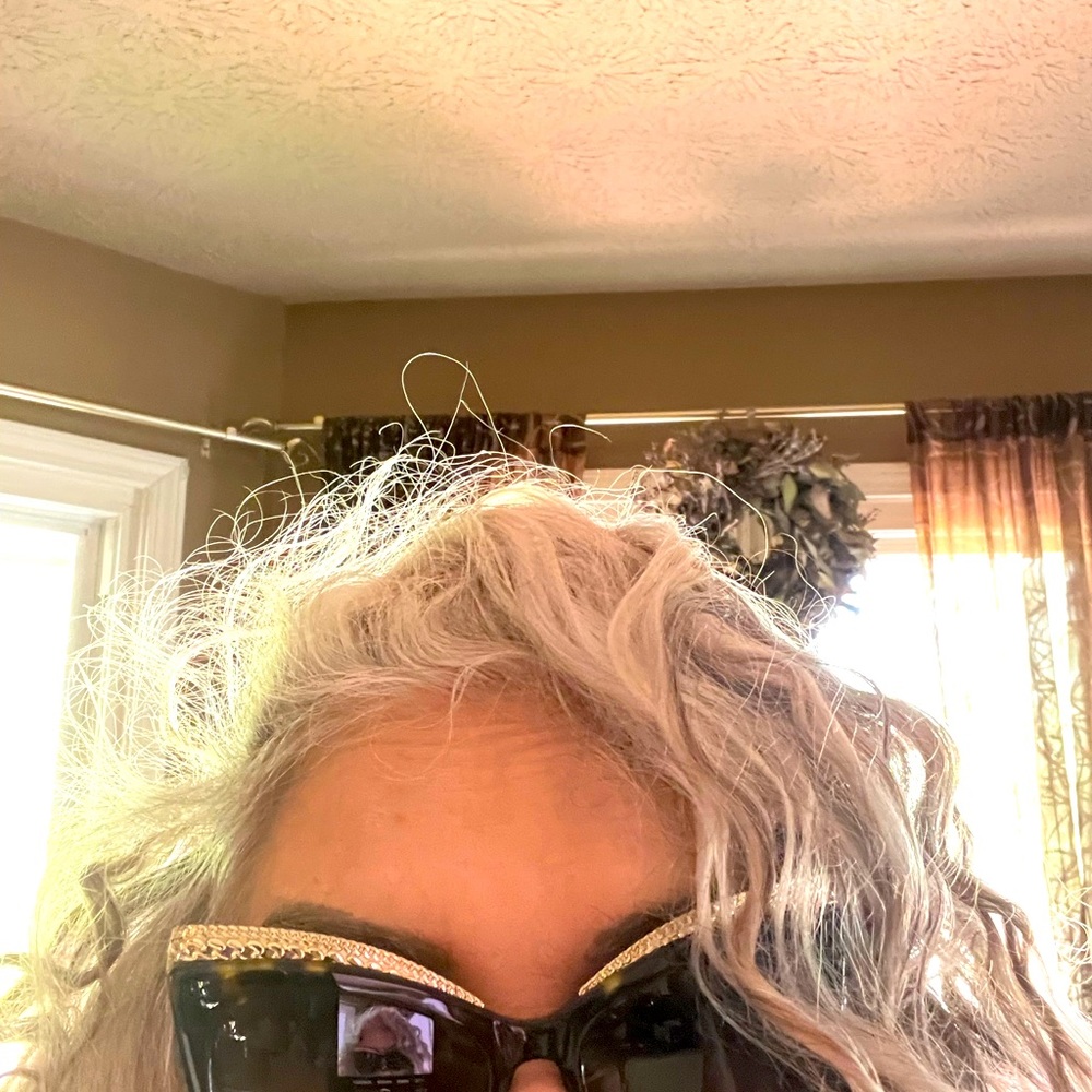 Moschino gold trim sunglasses